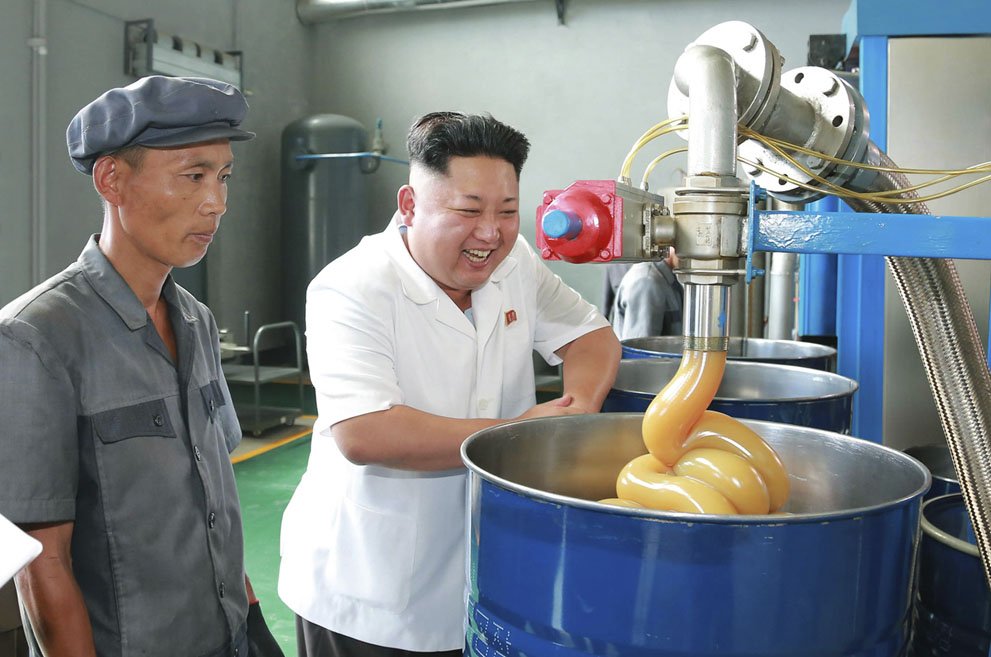 Kim Jong Un - visit to the Chonji Lubricant Factory in Pyongyang on August 6, 2014.jpg