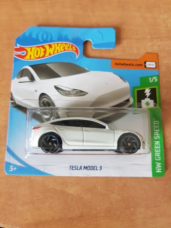 397887288_TeslaModel3HotWheelsdanssaboite.thumb.jpg.aa37af3c6911a1c7e24ba7f1647b6472.jpg