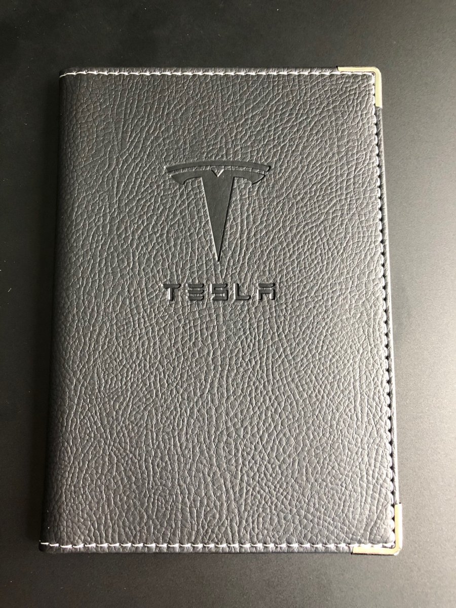 Achat Porte carte grise avec logo Tesla - Page 2 - Tesla - Forum