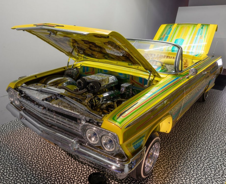 The Tipsy:Guardian Angel, a customised 1962 Chevrolet Impala.jpg