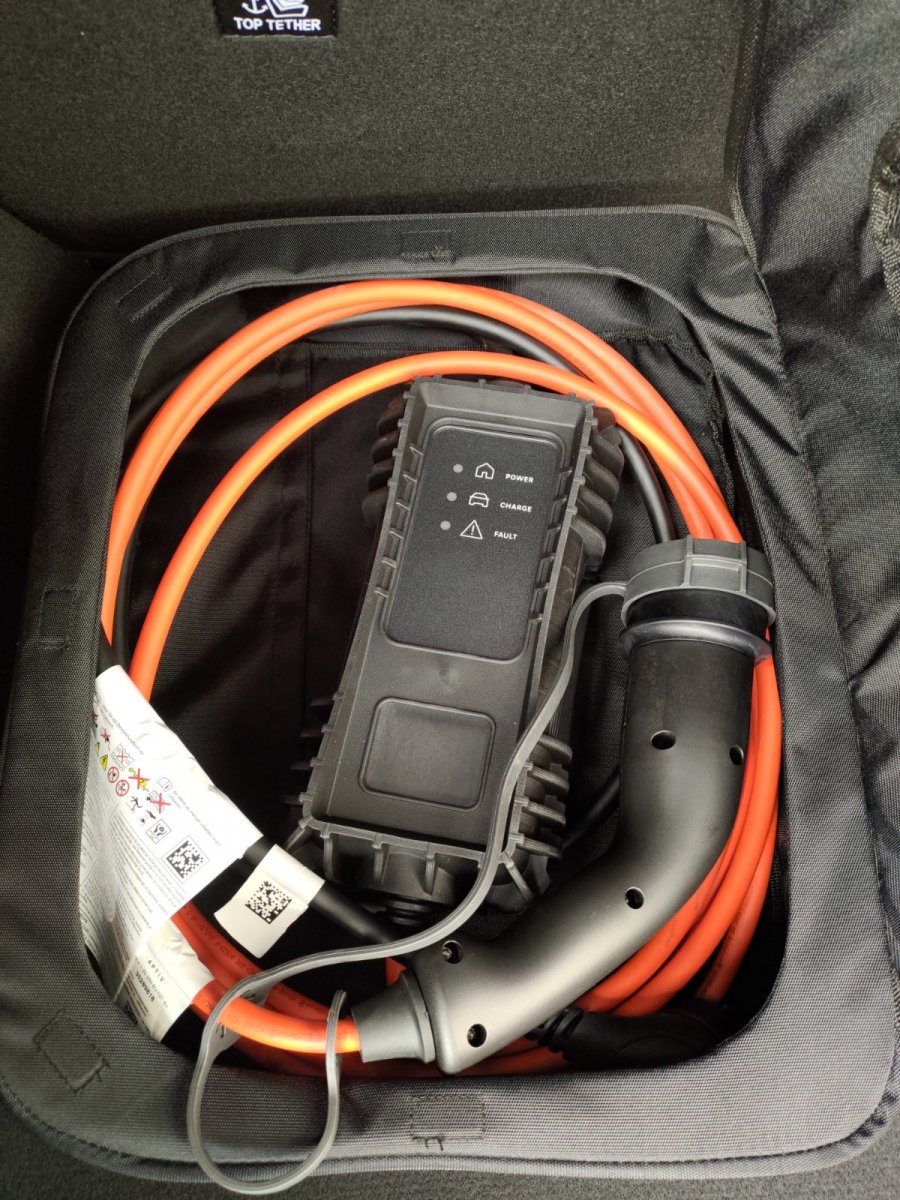 Peugot e-208  Bornes de recharge, Câbles de recharge & Installation pour  Peugot e-208