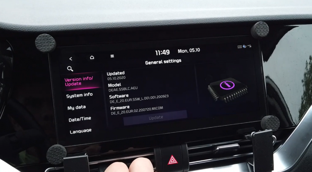 _12__Infotainment_update_2020-09-23_for_10_25__Kia_e-Niro_-_YouTube.thumb.png.99fd2f92f56d61bc0cfd35f5a45d5e27.png