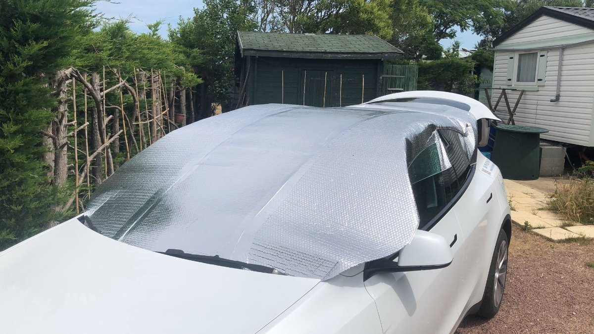 Tesla Model Y : Pare-soleil de toit en verre - Torque Alliance