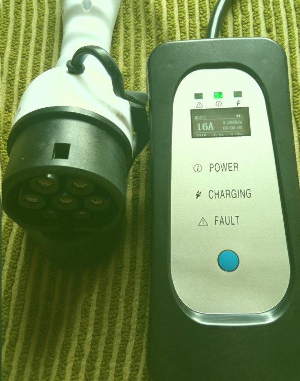 1-chargeur 220v T2.jpg
