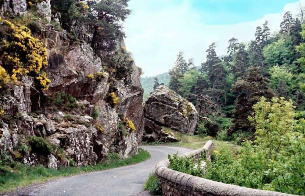 02-vallee-de-l-enfer-lozere-1024x660_21046.jpg