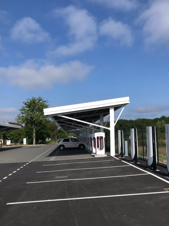 tesla(2).thumb.jpg.e6749bea4965380a13120df8d75f7321.jpg