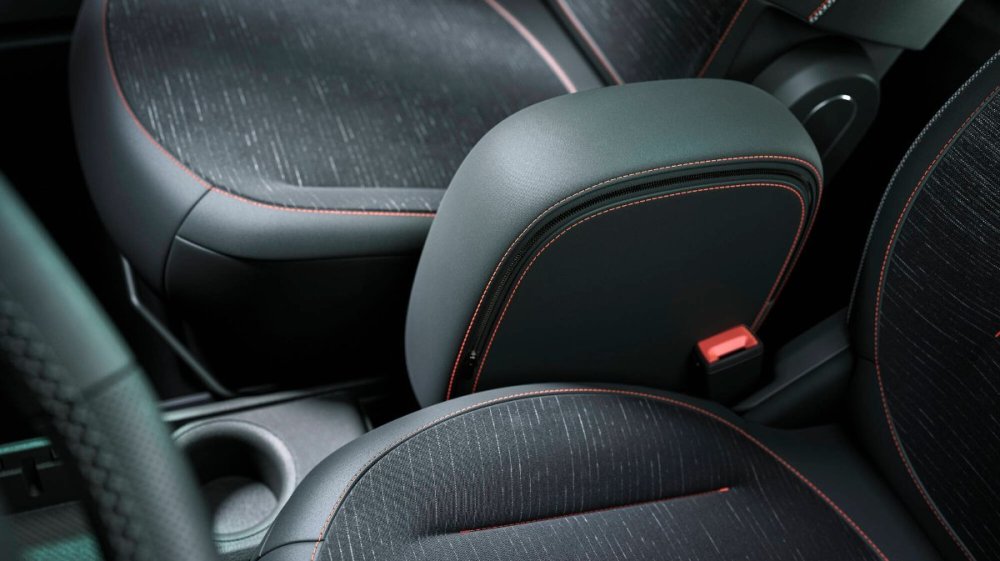 Renault Twingo E-Tech electric.jpg